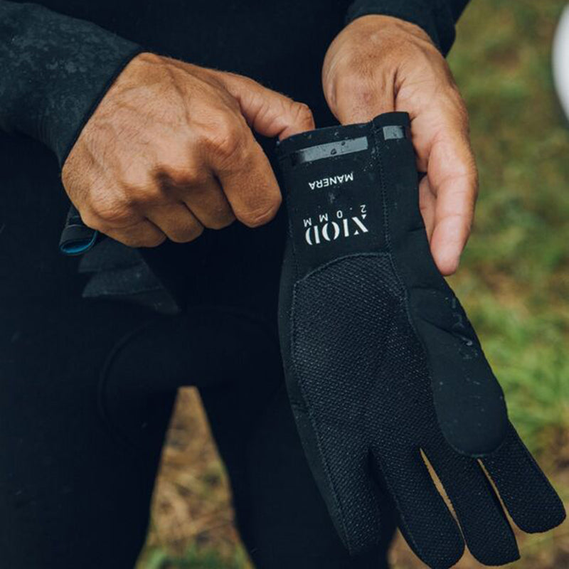 Load image into Gallery viewer, Manera X10D 2mm Gloves
