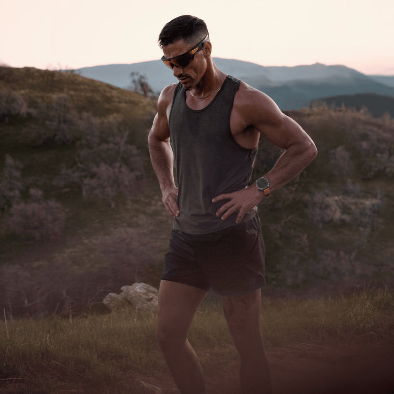 Load image into Gallery viewer, Oakley Meta Vanguard Sunglasses - Black/Prizm Road
