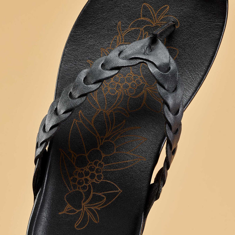 Load image into Gallery viewer, OluKai Women&#39;s Lei Leather Sandals
