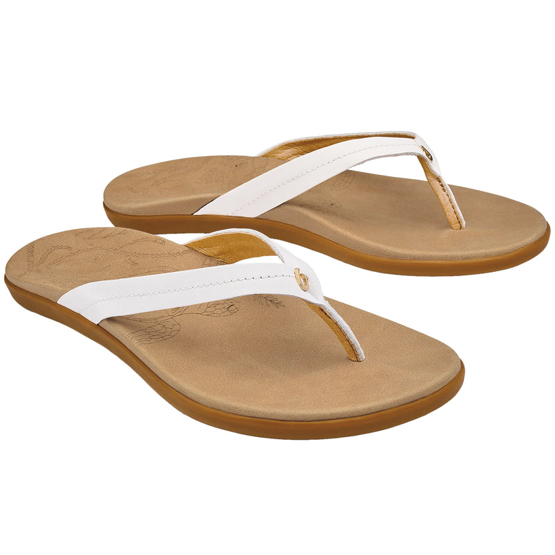Load image into Gallery viewer, OluKai Women&#39;s Honu Leather Beach Sandals
