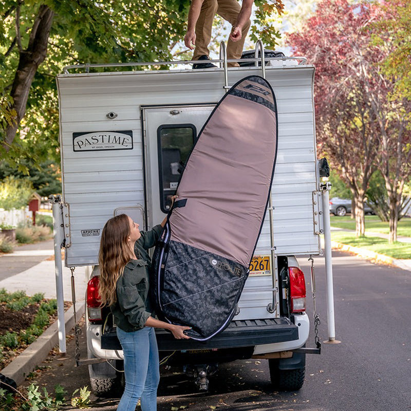 Load image into Gallery viewer, Pro-Lite Session Premium Mid-Length/Hybrid Day Surfboard Bag
