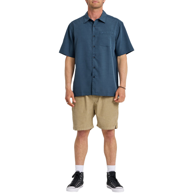 Load image into Gallery viewer, Quiksilver Waterman Centinela Short Sleeve Button-Up Shirt 7
