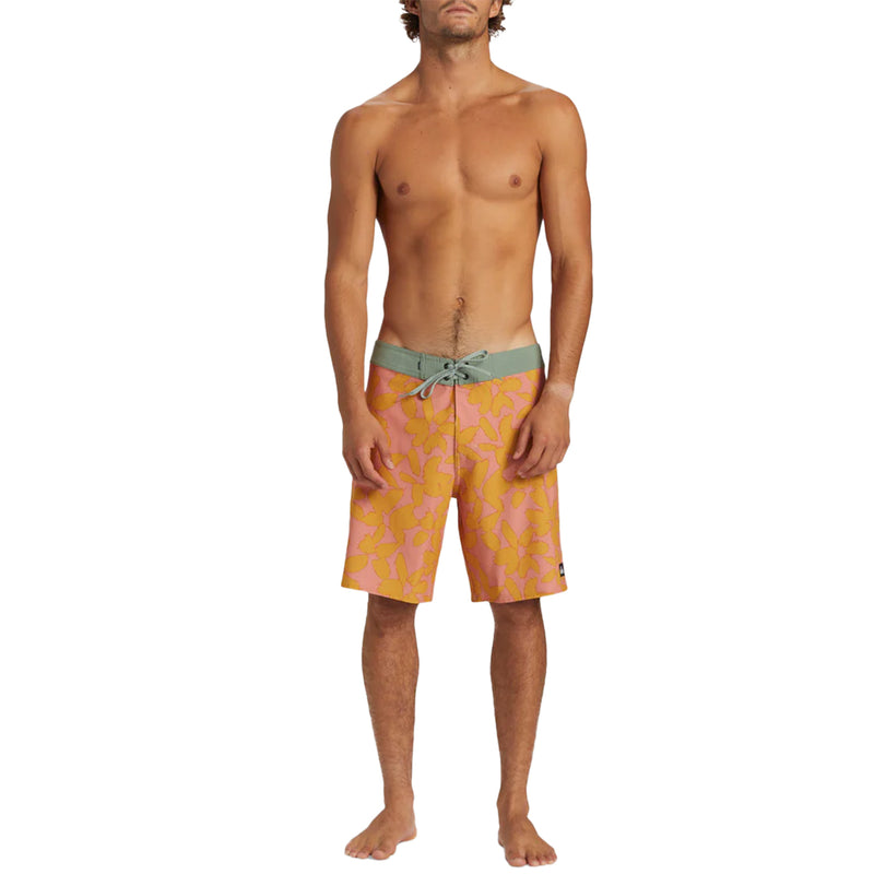 Load image into Gallery viewer, Quiksilver Surfsilk Straight Leg 19&quot; Boardshorts
