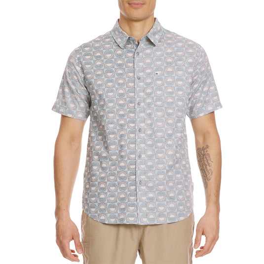 quiksilver dress shirts Quiksilver Men's Shore Break Classic Short Sleeve Button-Up Shirt