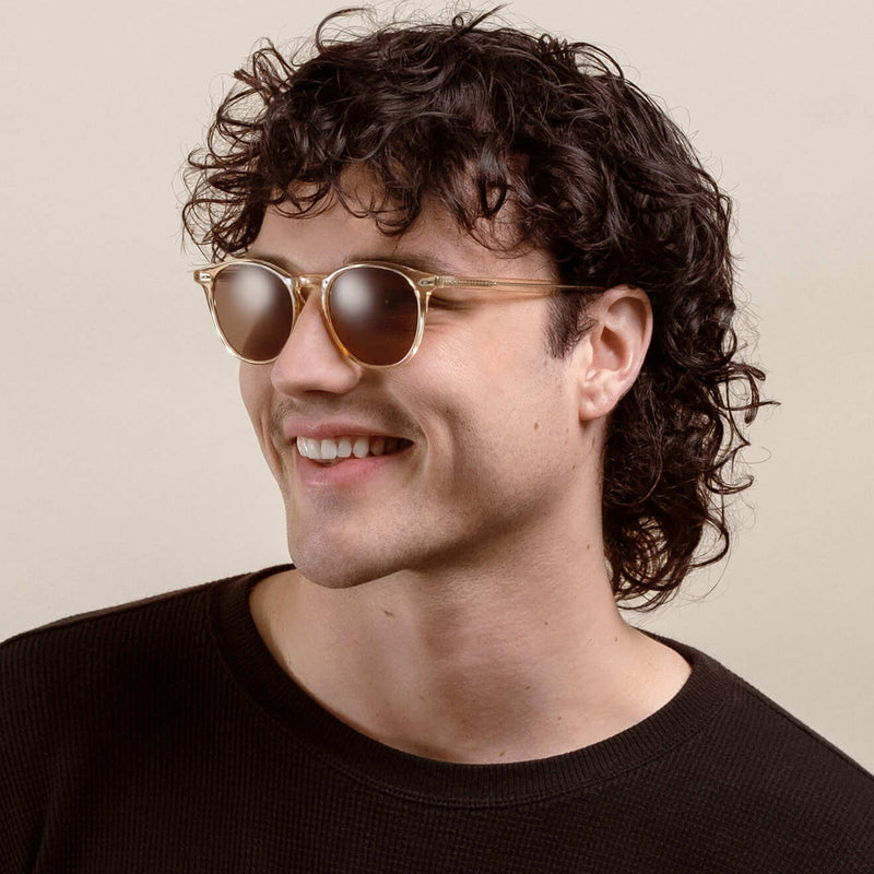 Load image into Gallery viewer, RAEN Basq Sunglasses - Champagne Crystal/Suntan 5
