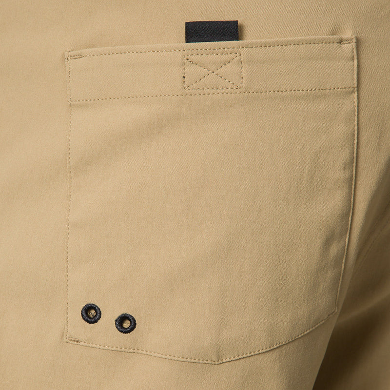 Load image into Gallery viewer, REEF Bramble Utility 19" Shorts 6
