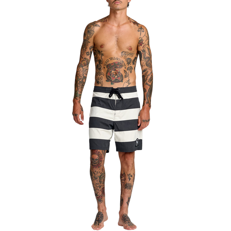 Load image into Gallery viewer, RVCA Da Bull 18" Boardshorts 10
