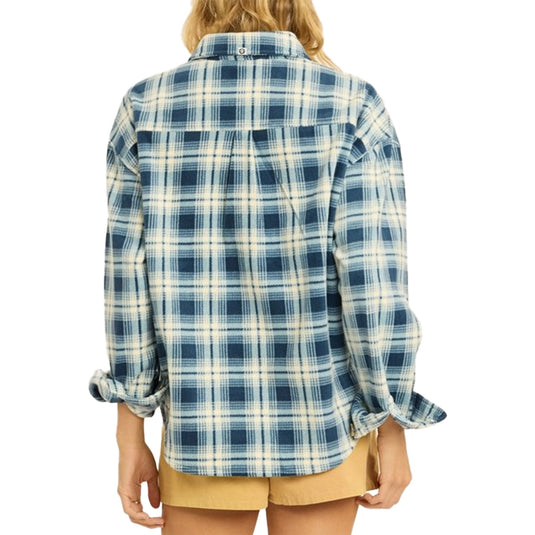 Sisstr Women's Night Waves E-Cozy Long Sleeve Button-Up Fleece Overshirt