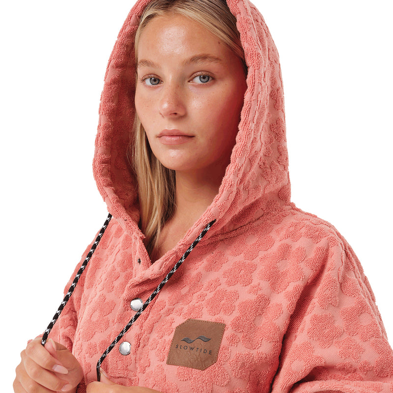 Load image into Gallery viewer, Slowtide Ginny Hooded Changing Poncho
