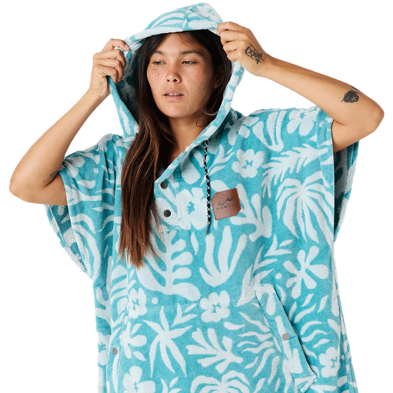 Load image into Gallery viewer, Slowtide Sunny Hooded Changing Poncho 3
