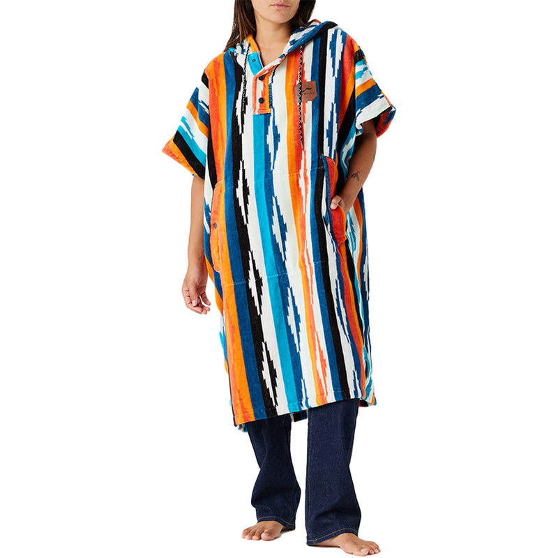 Load image into Gallery viewer, Slowtide Duvall Hooded Changing Poncho

