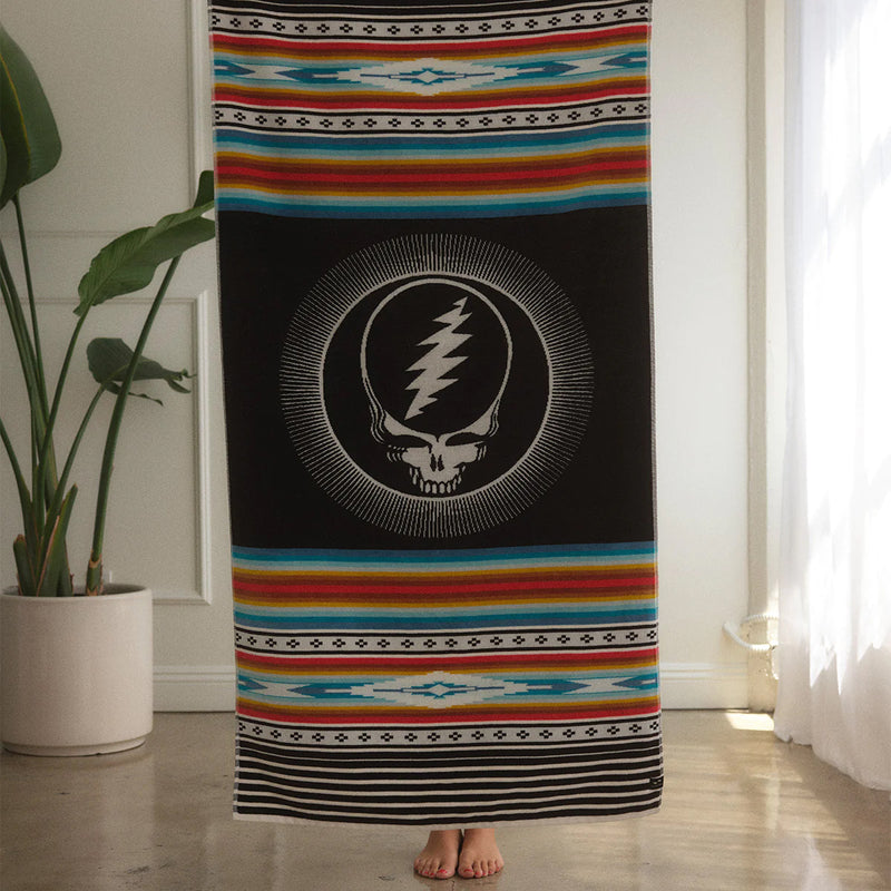 Load image into Gallery viewer, Slowtide Frisco Premium Beach Towel 3
