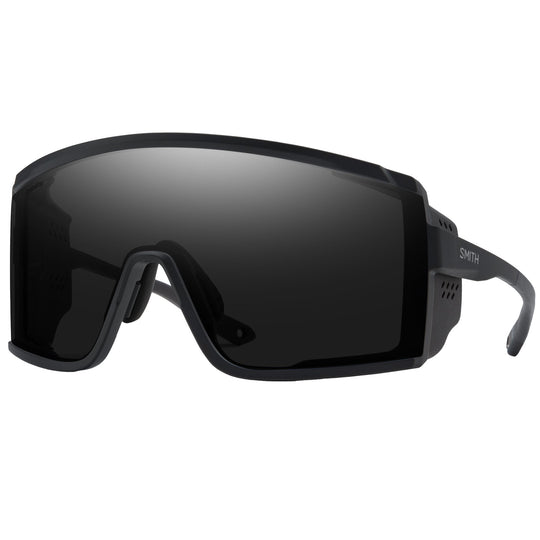 SMITH Pursuit Sunglasses - Matte Black/ChromaPop Black