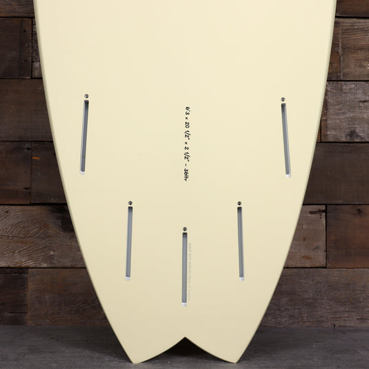 Torq ModFish TET 6'3 × 20 ½ × 2 ½ Surfboard - Cream Pattern 3