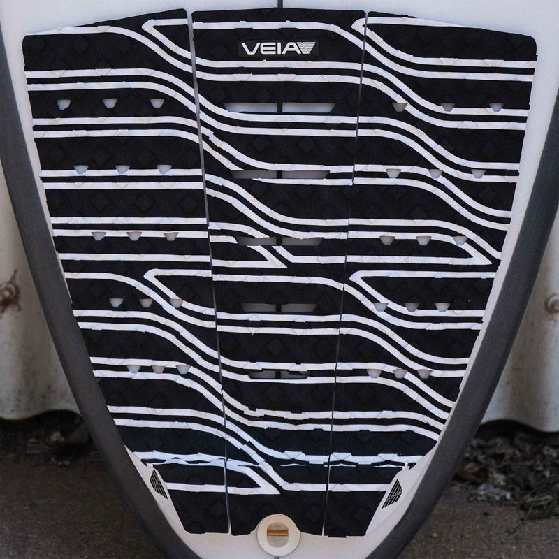 Load image into Gallery viewer, VEIA Explorer Waveform Round Tail 3-Piece Traction Pad
