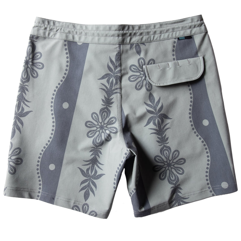 Load image into Gallery viewer, Vissla Medewi 17.5" Boardshorts
