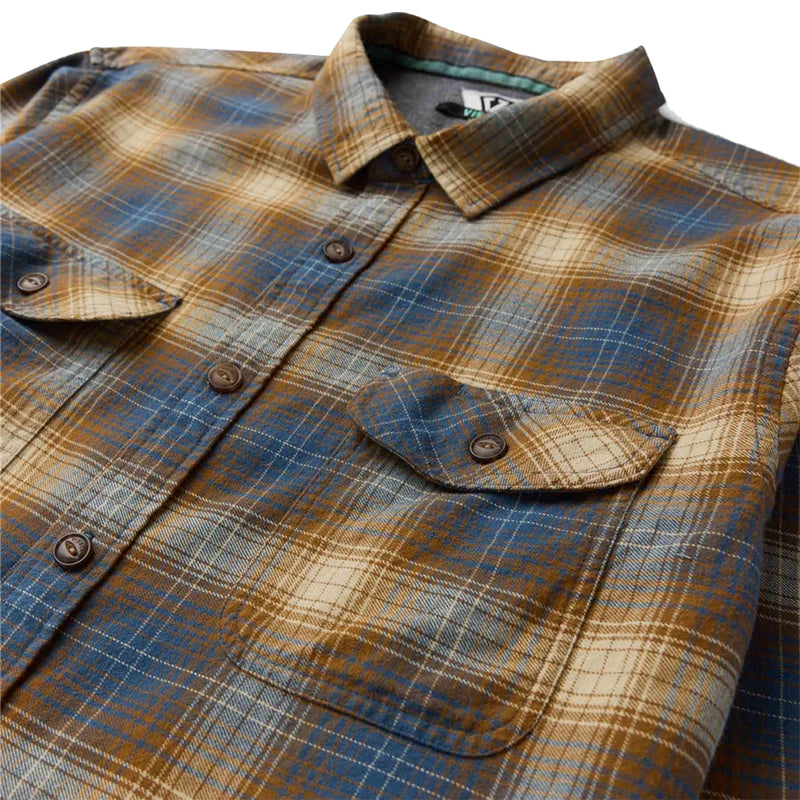 Load image into Gallery viewer, Vissla Central Coast Eco Long Sleeve Button-Up Flannel Shirt
