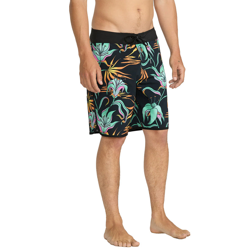 Load image into Gallery viewer, Volcom Infuse Scallop Mod 19" Boardshorts 3
