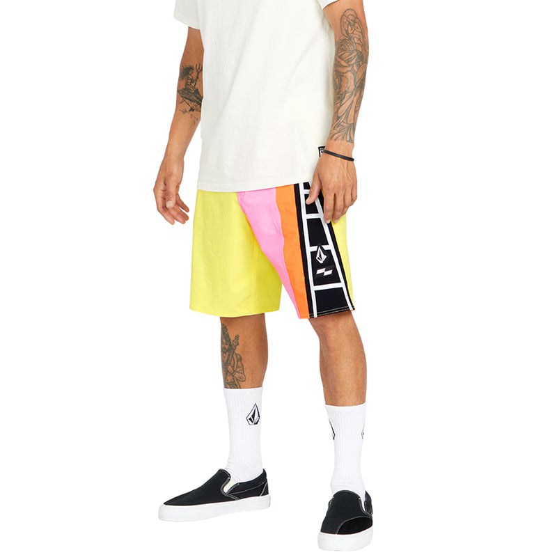 Load image into Gallery viewer, Volcom Schroff Liberators Trunks 20&quot; Boardshorts
