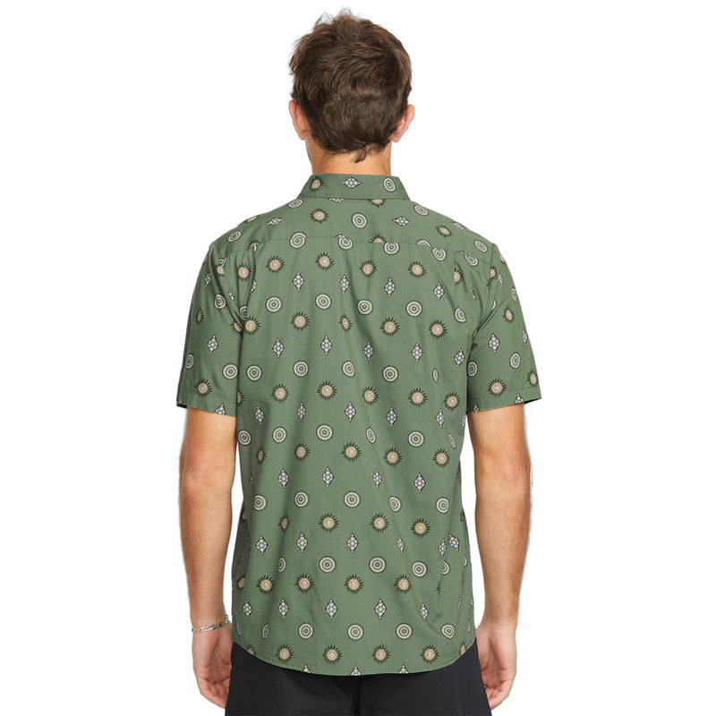 Load image into Gallery viewer, Volcom Mister Fib Short Sleeve Button-Up Shirt
