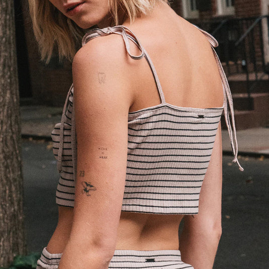 Volcom Women's Big Island Energy Crop Top