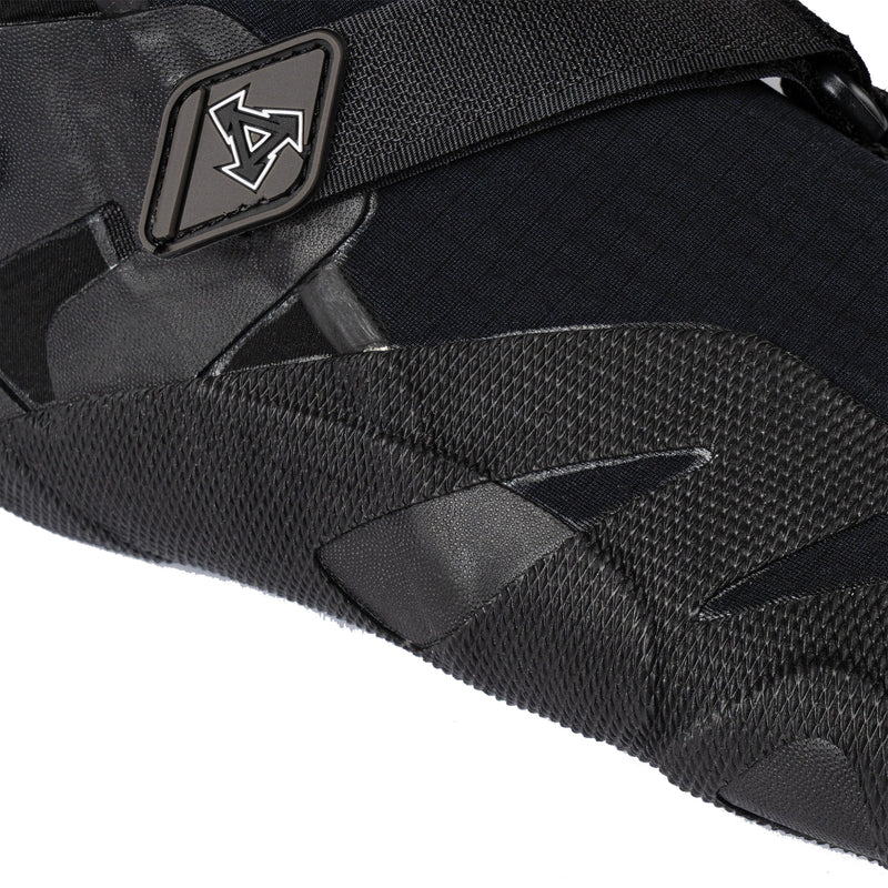 Load image into Gallery viewer, Xcel Drylock 5mm Round-Toe Boots
