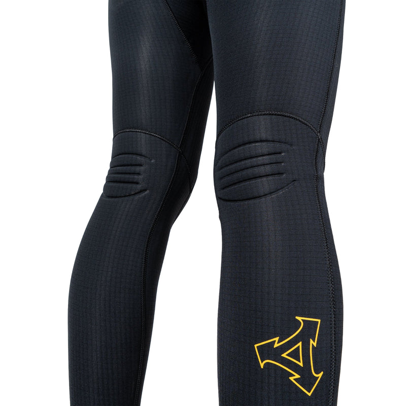 Load image into Gallery viewer, Xcel Women's Comp X 4.5/3.5 Hooded Chest-Zip Wetsuit
