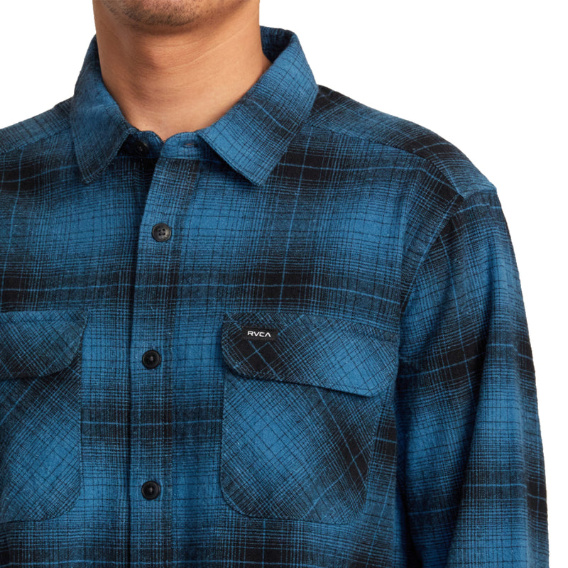 Load image into Gallery viewer, RVCA Vesuvio Button Down Flannel Shirt
