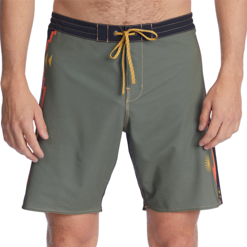 Load image into Gallery viewer, Billabong Wrangler United By Pro 18&quot; Boardshorts
