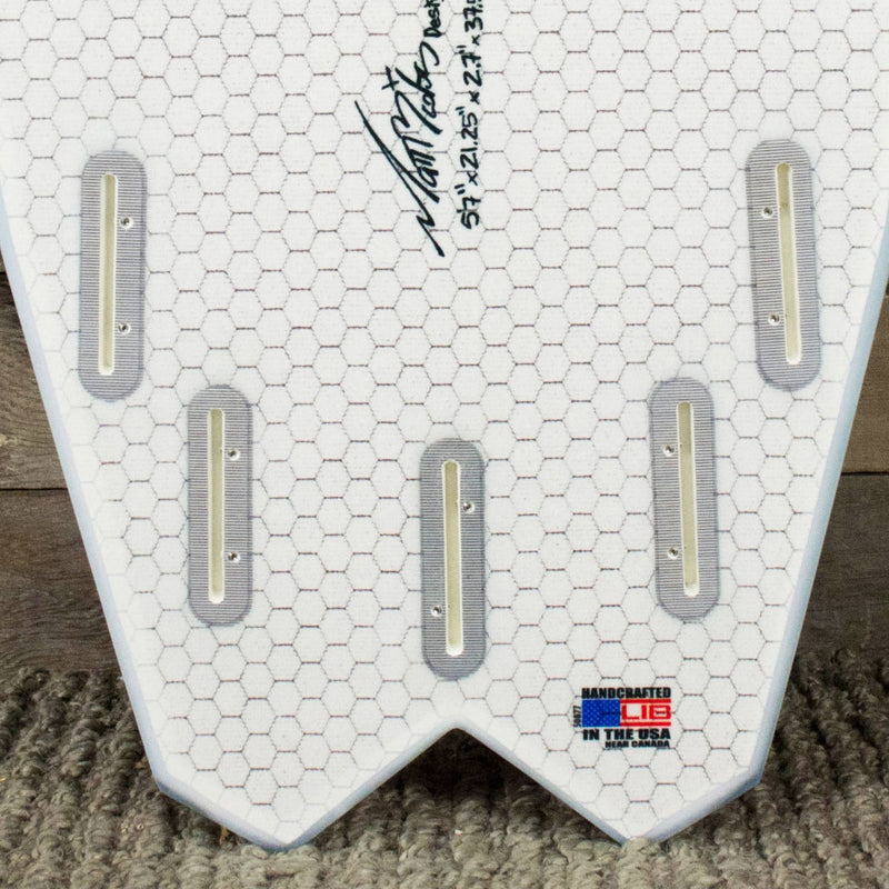 Load image into Gallery viewer, Lib Tech Lost Hydra ecoIMPACTO 5'7 × 21 ¼ × 2 ⅔ Surfboard • B-GRADE 3
