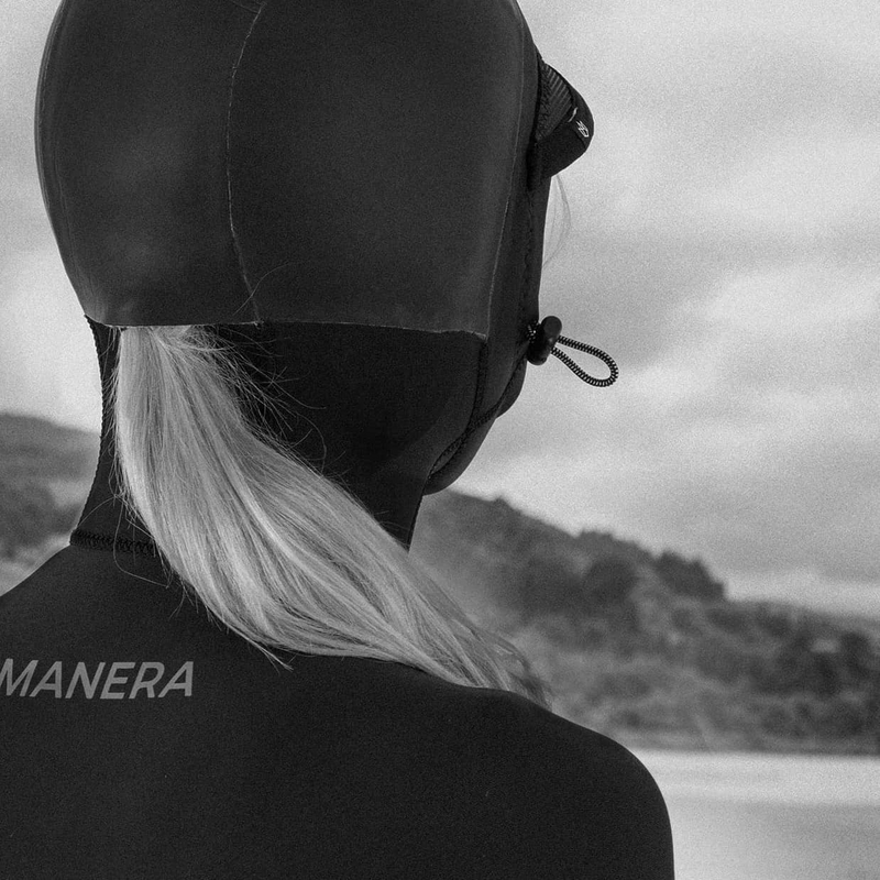 Load image into Gallery viewer, Manera Women's Magma Meteor 5/4/3 Hooded Chest-Zip Wetsuit 6
