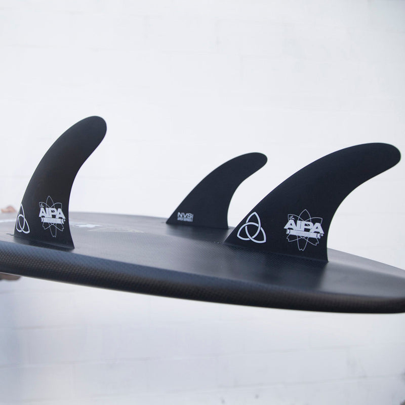 Load image into Gallery viewer, NVS Aipa Da Hook Apex Series FCS Compatible Tri-Fin Set
