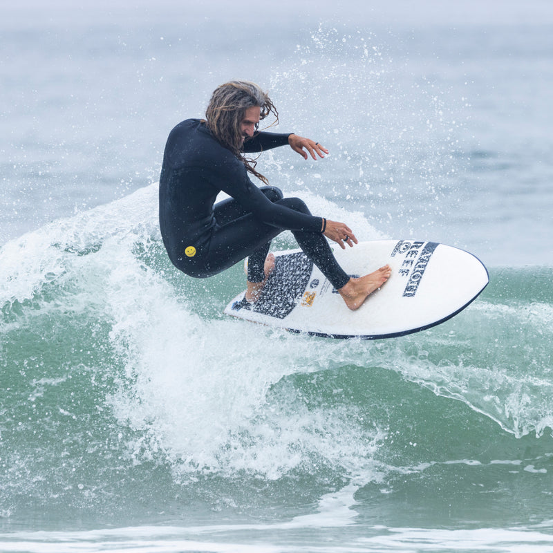 Load image into Gallery viewer, Rob Machado Too Fish Keel FCS II Compatible Twin Fin Set
